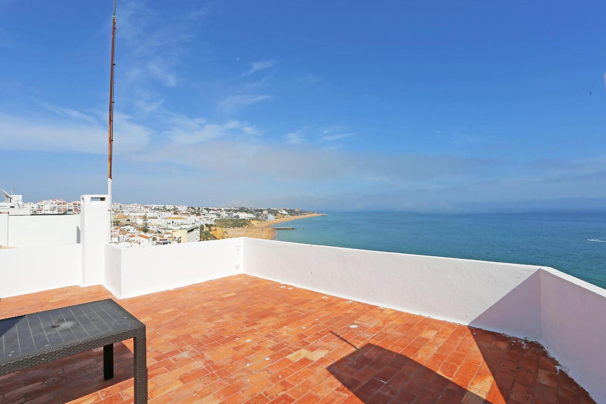 V - Seacliff Albufeira Apartment Luaran gambar